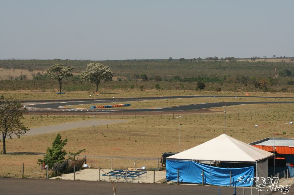 Image 100 of 1495  -  121 kB